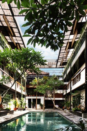 Courtyard of Roam by architect Alexis Dornier in Bali