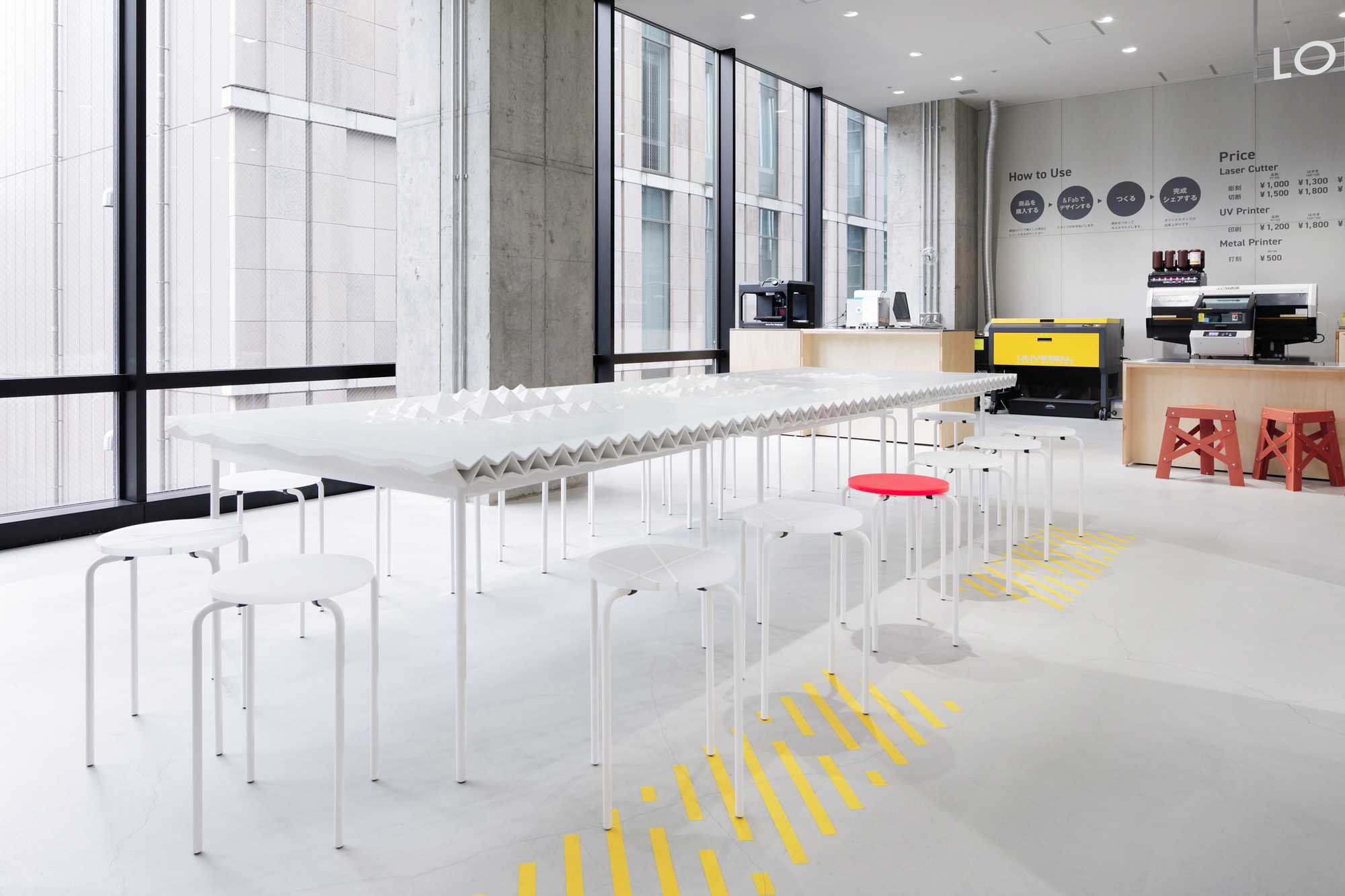 The Landscape Table, 3D printed retail furniture by DUS